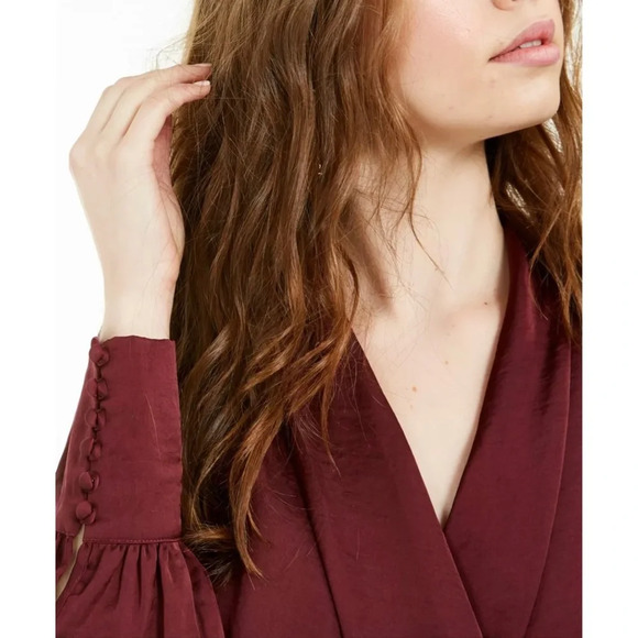 Band Of Gypsies Burgundy Long Sleeve V Neck Top - Picture 3 of 5